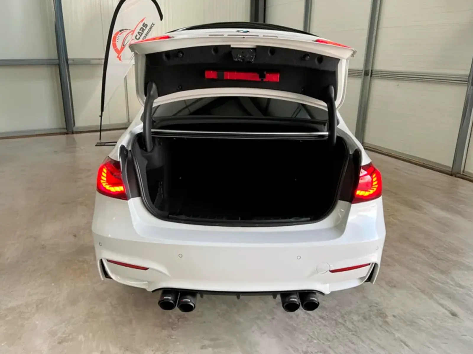 BMW 320d Sport LOOK M3 2012