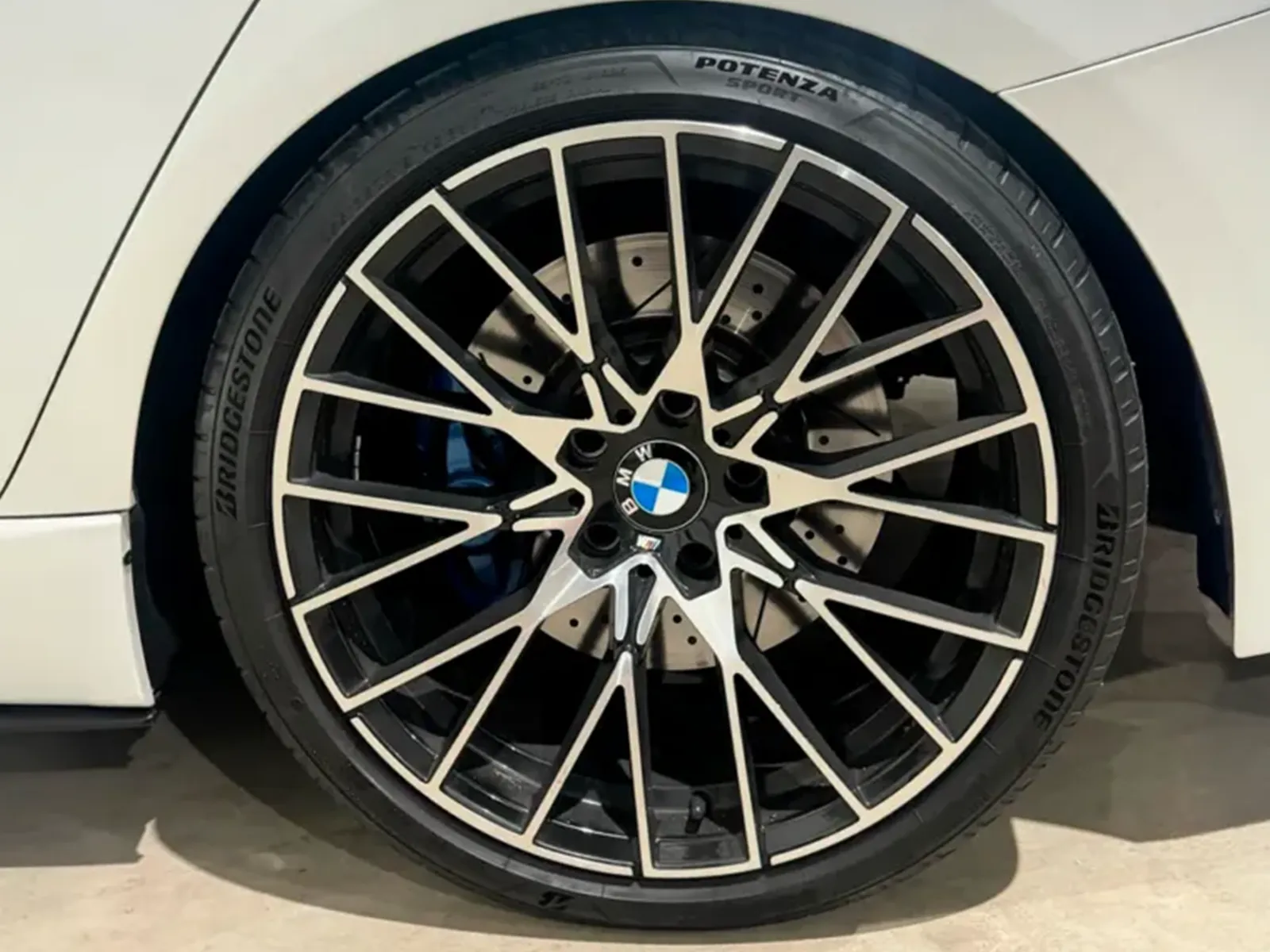BMW 320d Sport LOOK M3 2012