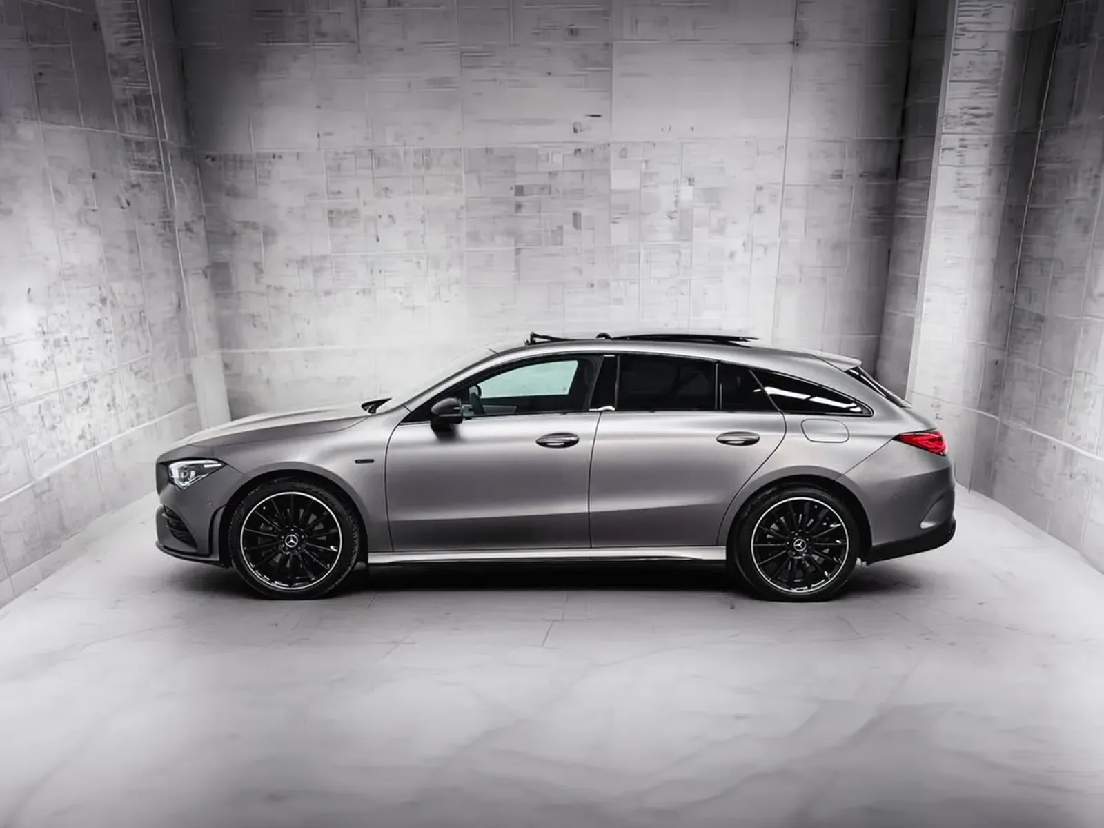 Mercedes-Benz CLA 250e AMG 2020