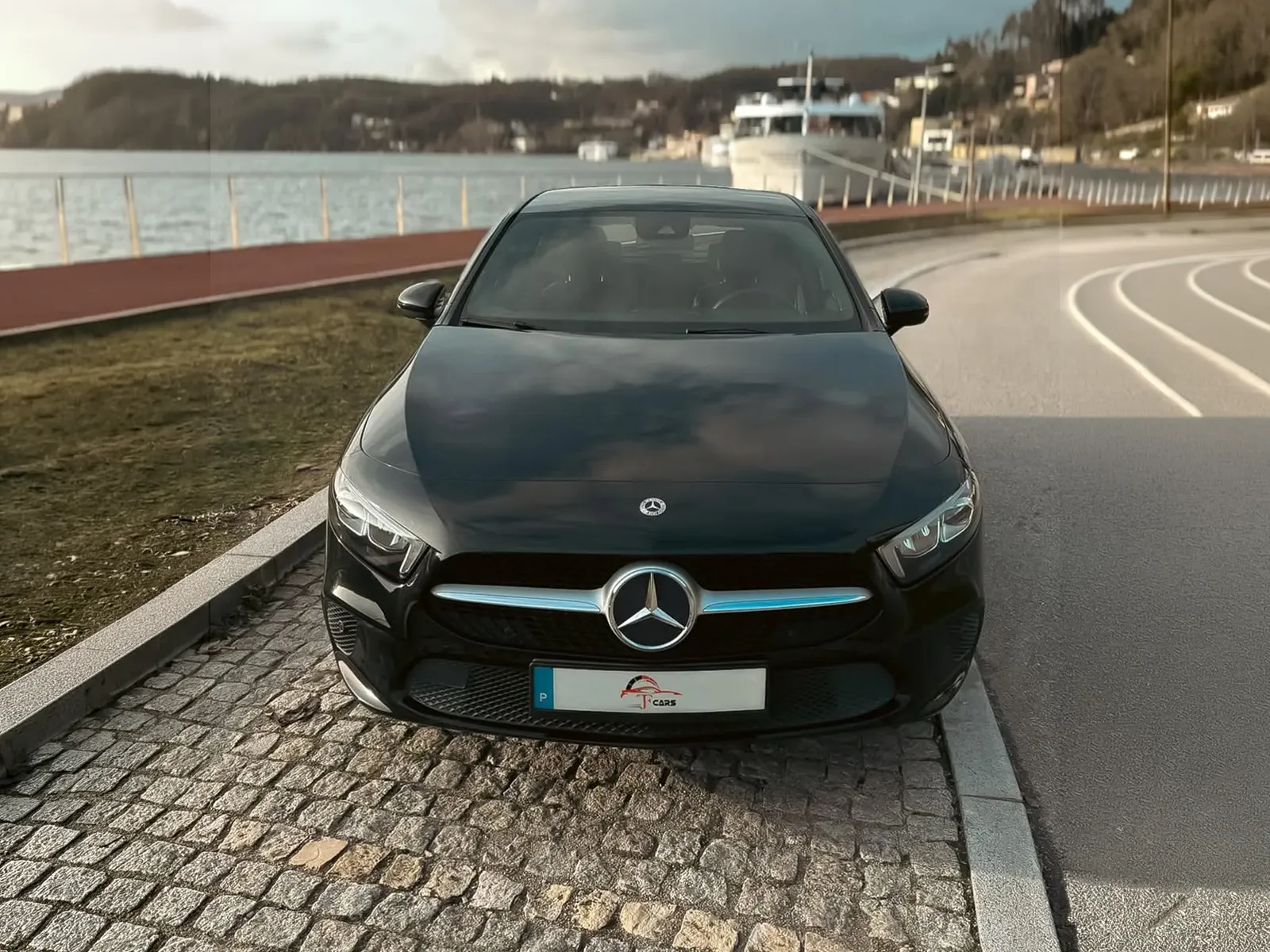 Mercedes-Benz A250e 2020
