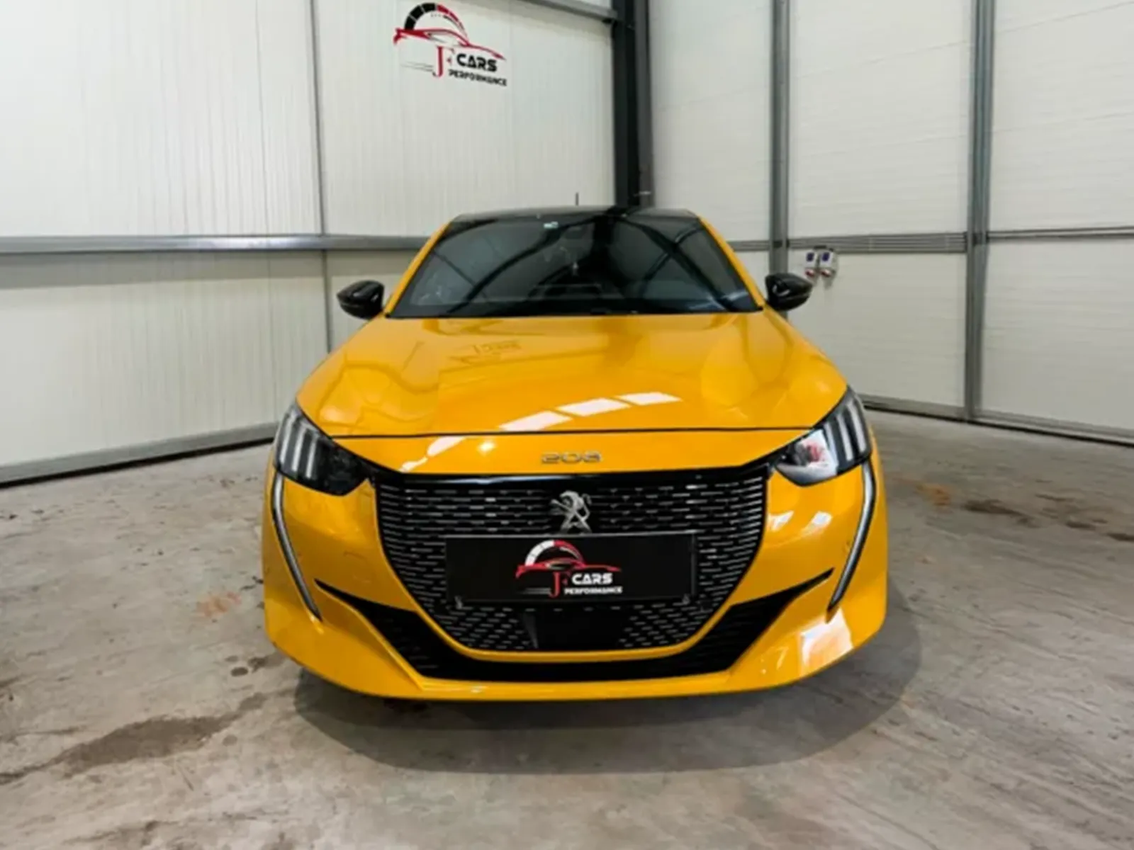 Peugeot 208 GT 1.2 2021