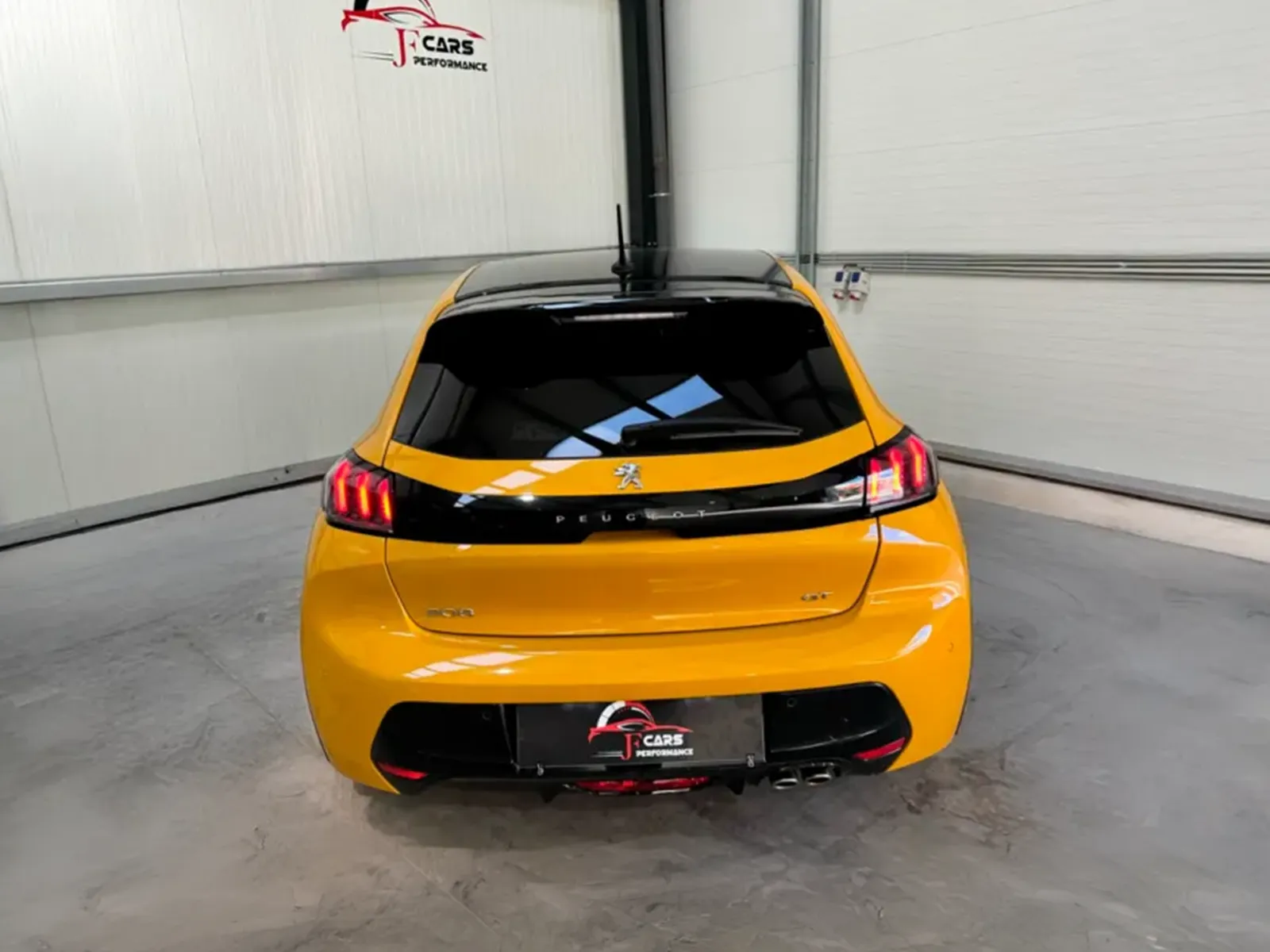 Peugeot 208 GT 1.2 2021