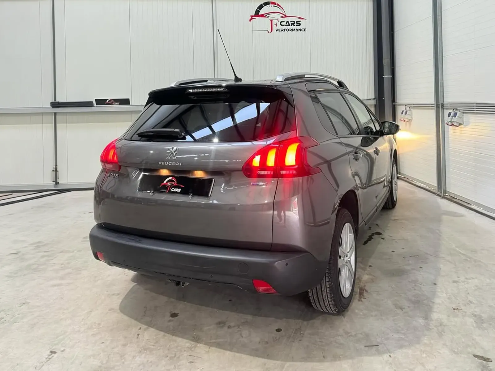 Peugeot 2008 PureTech Allure 2017