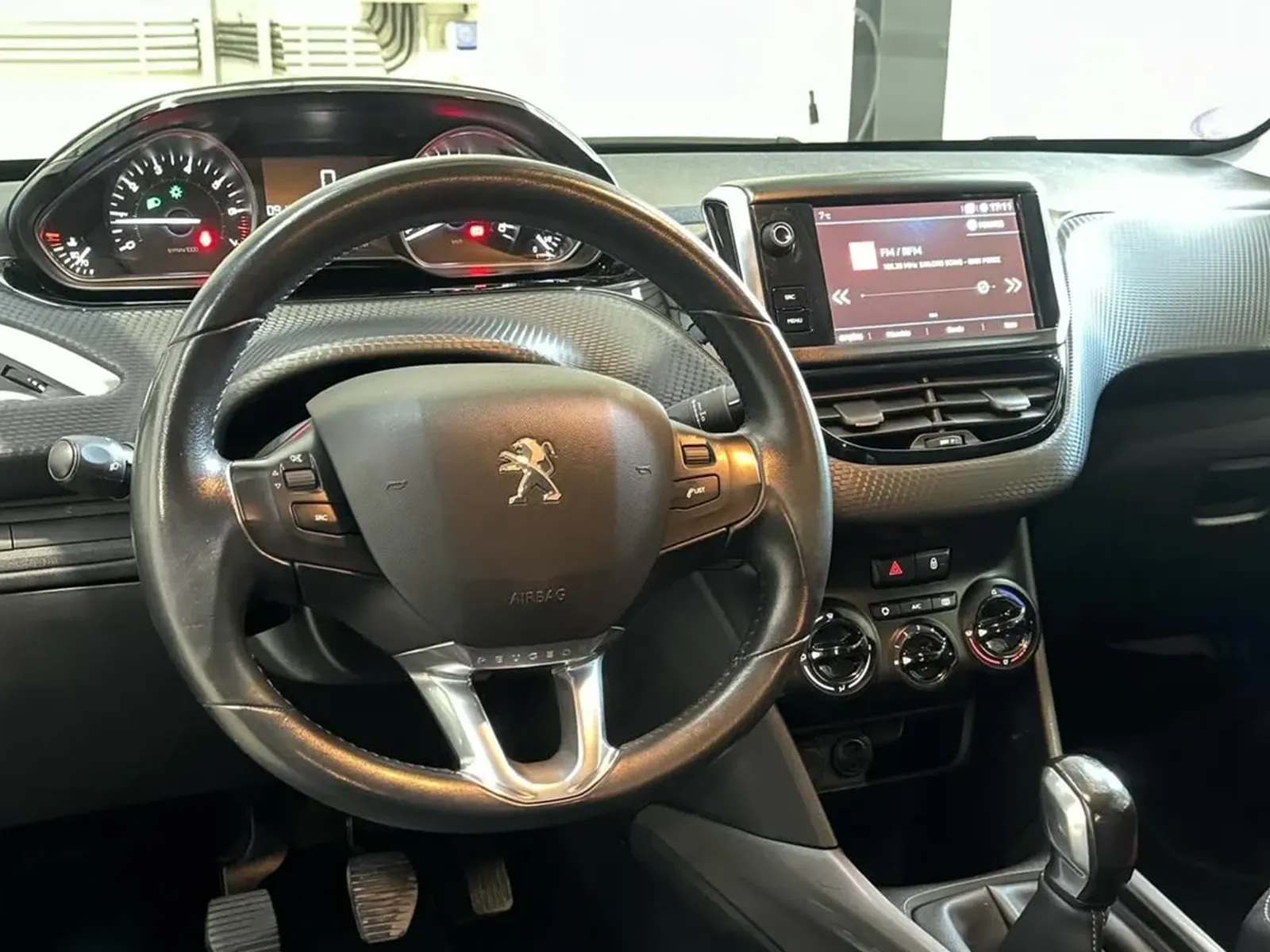 Peugeot 2008 PureTech Allure 2017