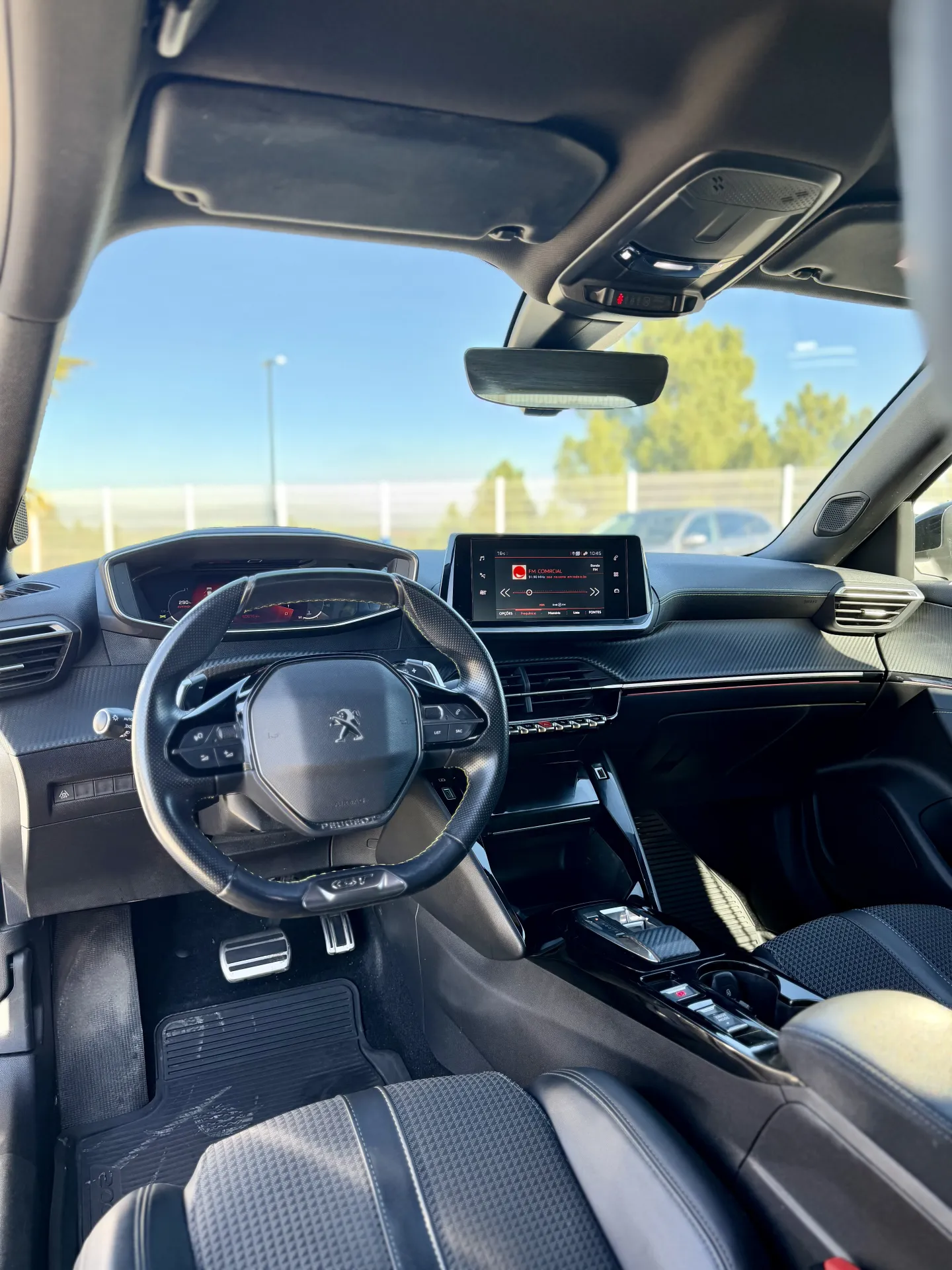 Peugeot 2008 PureTech 1.2 - Versão GT