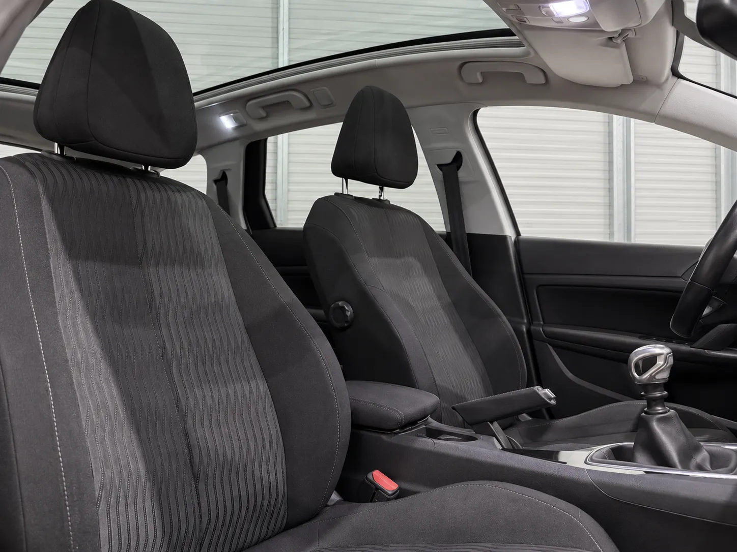 Peugeot 308 — fotografia