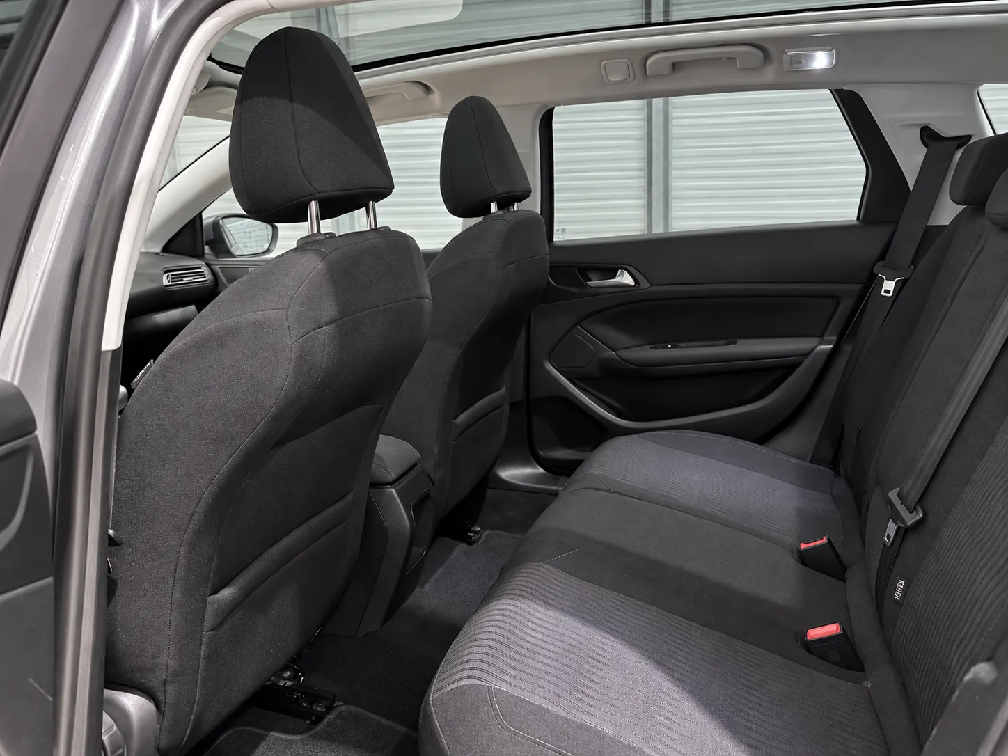 Peugeot 308 — fotografia