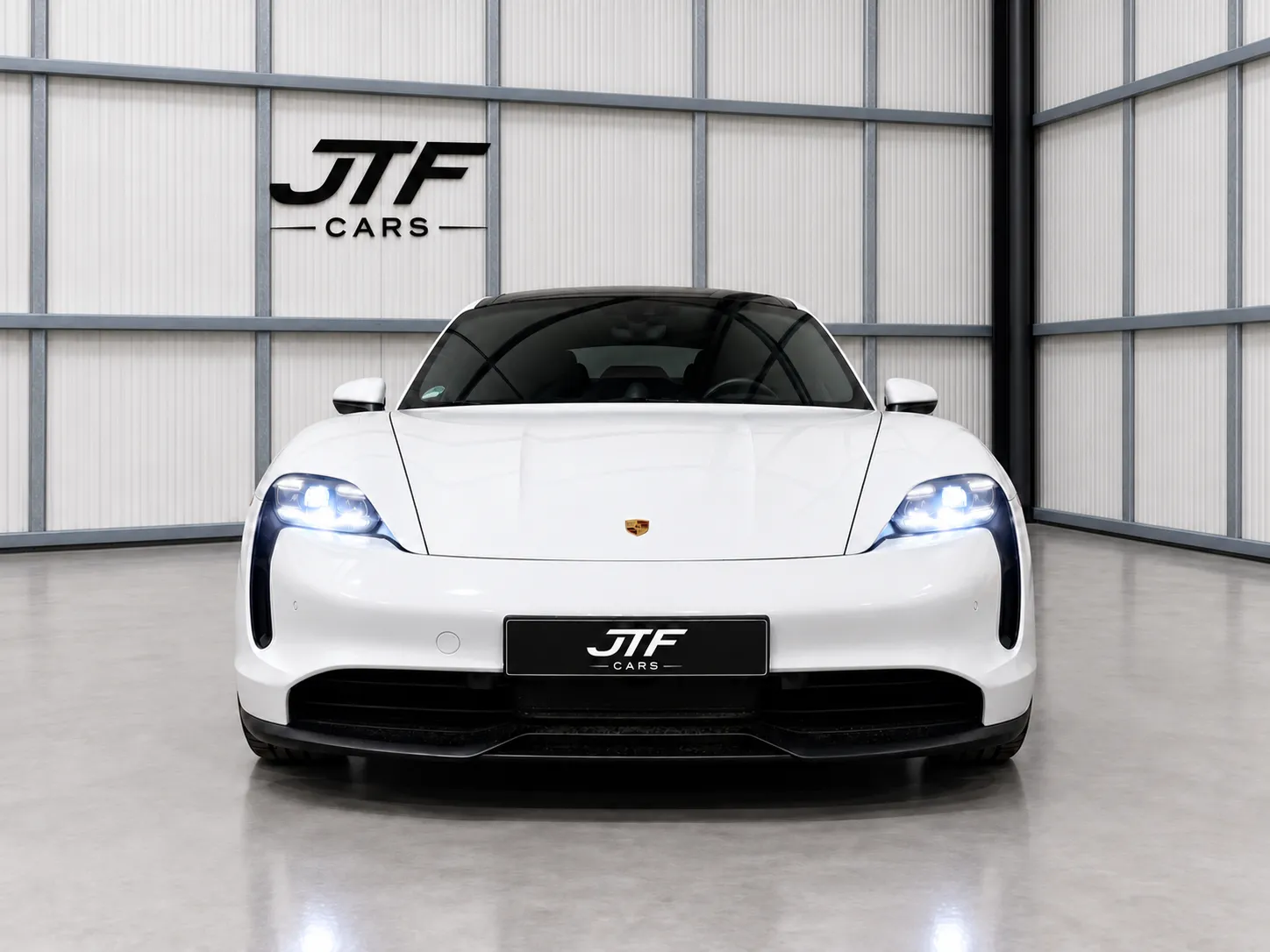 Porsche Taycan - 2021