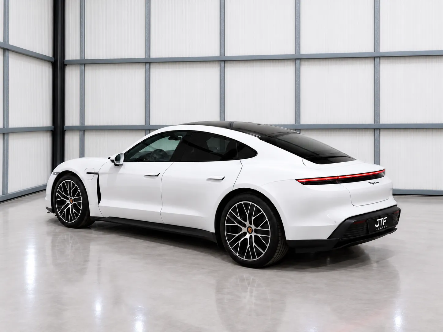 Porsche Taycan - 2021