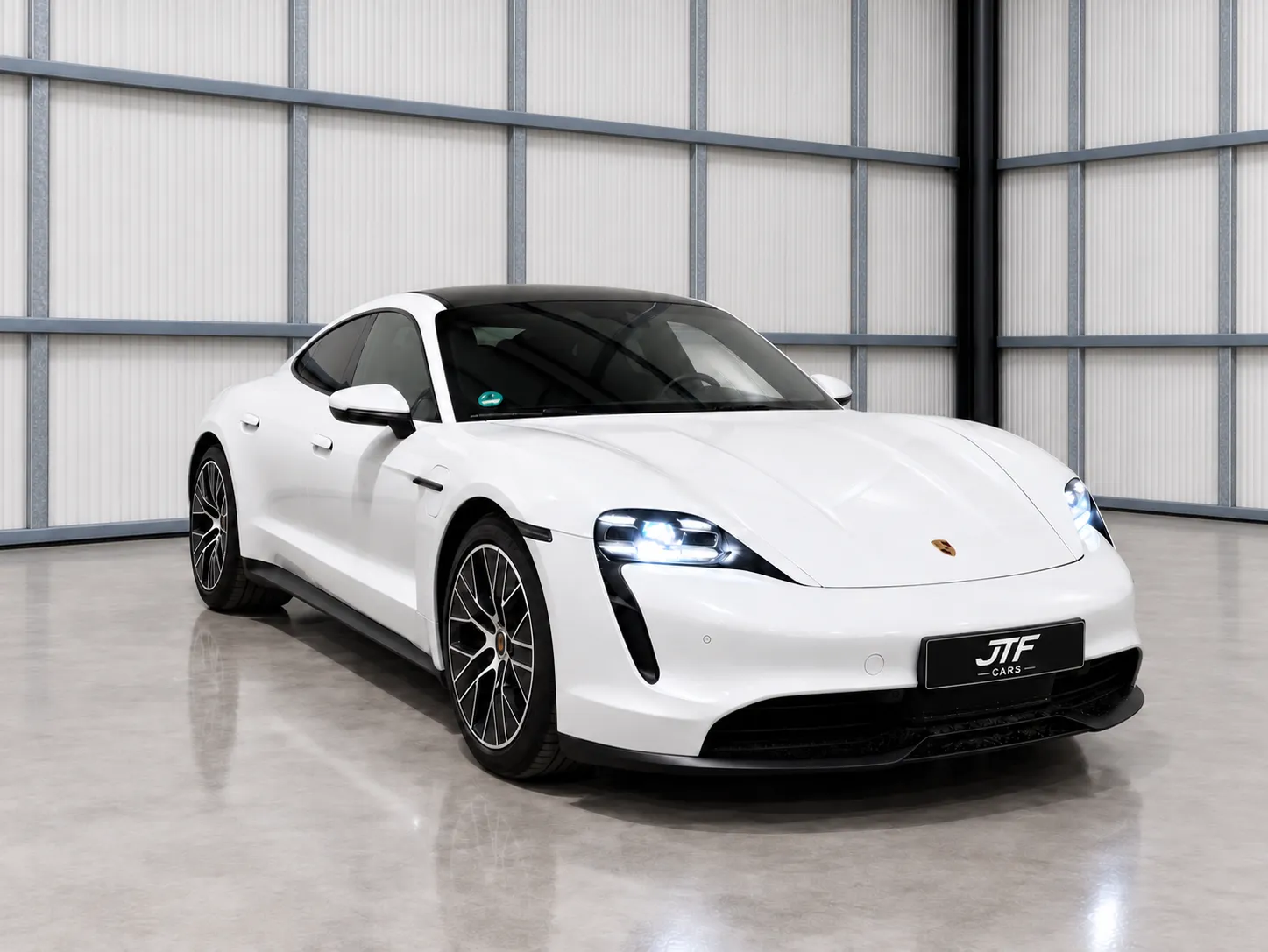 Porsche Taycan - 2021