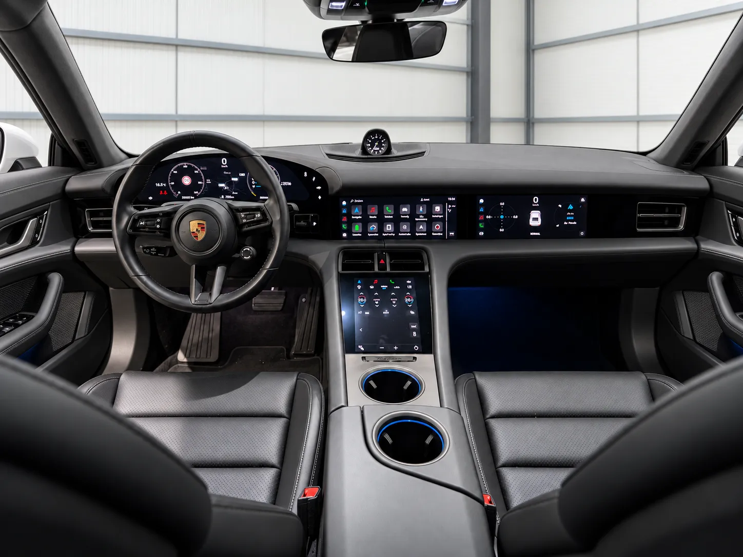 Porsche Taycan - 2021