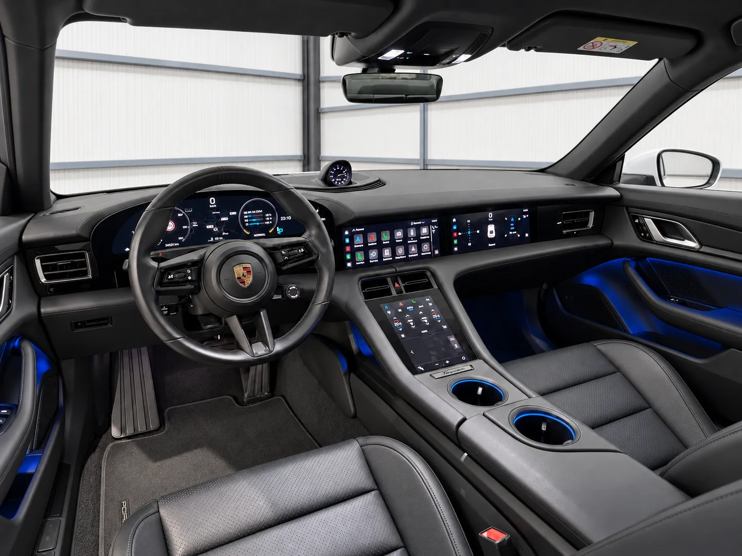 Porsche Taycan - 2021